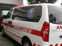 Ambulans dari MPV Bongsor