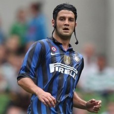 Chivu Sudah Merana Selama Empat Tahun