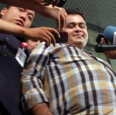 Usai Diperiksa KPK, Adik Nazaruddin Pilih Bungkam