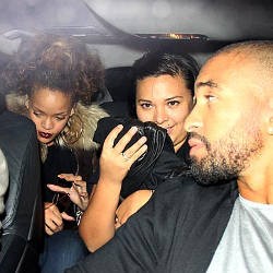 Rihanna Kepergok Jalan Bareng Mantan Pacar