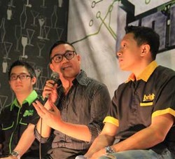 Unlock, Bicara Gadget di Saluran Televisi