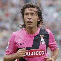 Pirlo Kunci Perebutan Scudetto