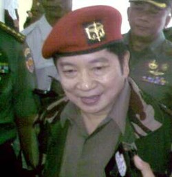 Bursah dan Suharso Manoarfa Luncurkan Persaudaraan Alumni HMI