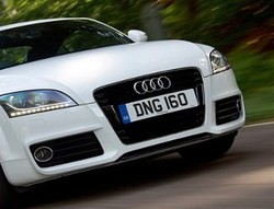 Audi TT Coupe 2012 Siap Berakselerasi