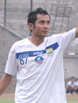 M Ilham Diturunkan di Laga Perdana