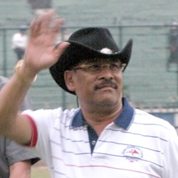 Umuh Lega Persib vs Semen Padang Jadi Laga Resmi