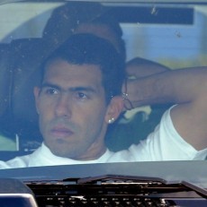 Mancini Tak Lagi Sebut Tevez Sudah Habis