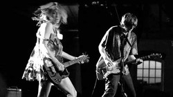 Kim Gordon dan Thurston Moore Cerai, Sonic Youth Bubar?