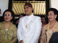 Pengantin Pria Lakukan Prosesi Nyantri