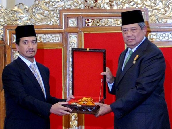 Bintang Kehormatan untuk Raja Malaysia