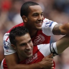 Van Persie Dua Gol, Arsenal Bekuk Sunderland