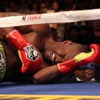 Kontroversial, Hopkins Tumbang di Ronde Kedua