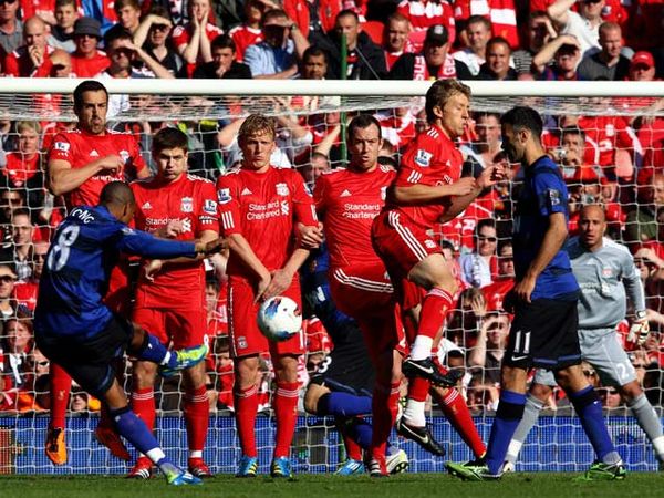 Liverpool-MU Sama Kuat