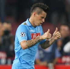 Balotelli & Hamsik Takkan ke Milan