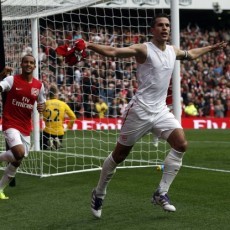 Van Persie Kaget & Puas dengan Gol-golnya