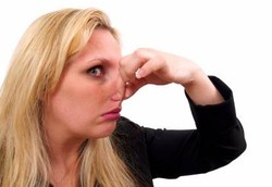 Mencium Bau Kentang Gosong Bisa Jadi Cuma Gejala Migrain