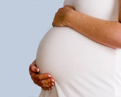 Wanita yang Stres Cenderung Melahirkan Bayi Perempuan