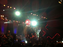 Konser The Legend