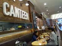 Easy Bite Yummy... di Canteen