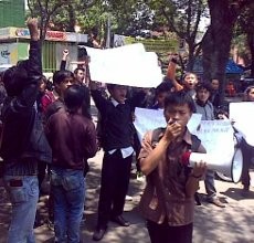 Minta Alasan Vonis Bebas Koruptor, Massa Demo Pengadilan Tipikor