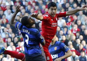 Evra Tak Akan Cabut Tuduhan Rasis Suarez