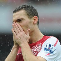 Arsenal Beri Vermaelen Kontrak Baru