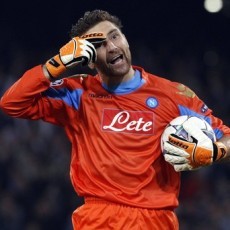 Gomez-De Sanctis Komentari Duel Antara Keduanya