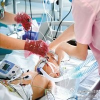 Tolong Bocah China Berlumuran Darah, Wanita 58 Tahun Dapat Hadiah Uang