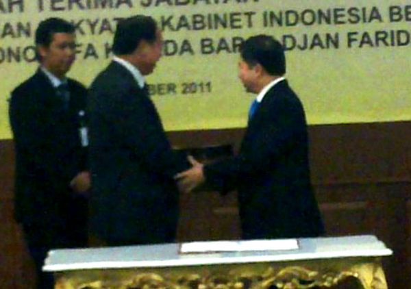 Sertijab Menpera dari Suharso ke Djan Faridz