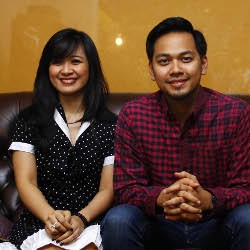 Arlan & Astrid Bulan Madu di Hongkong