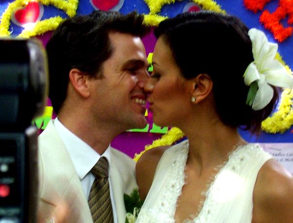 Masa-masa Indah Sophia Latjuba dan Suami