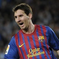 Romario: Messi Masih Jauh dari Pele