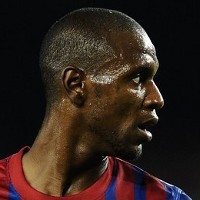 Abidal Mengaku Diminati Milan & City
