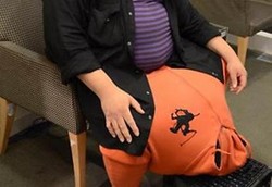 Biji Kemaluan Tumbuh Segede Semangka yang Bikin Mr P Lenyap