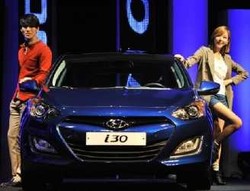 i30, Andalan Hyundai Lawan VW Golf