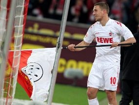 Podolski, Ancaman bagi Kebangkitan Dortmund