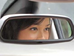 Wanita Lebih Rentan Terluka Dalam Kecelakaan Mobil