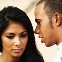 Lewis Hamilton Putus dengan Nicole