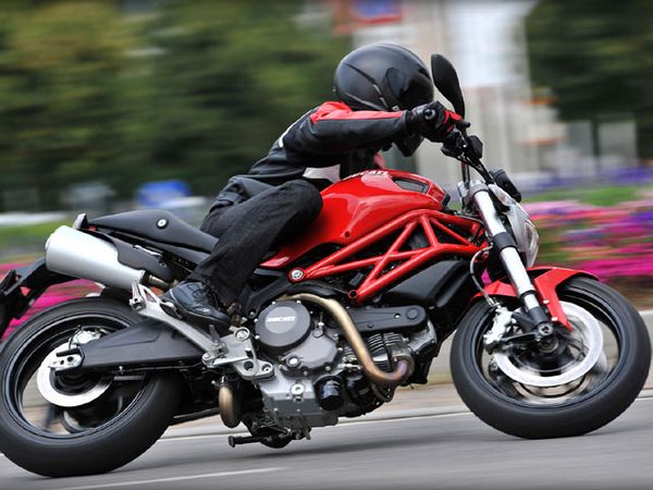 Ducati Monster 795 untuk Asia