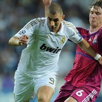 Zidane Puji Performa Benzema