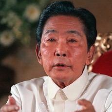 15 Diktator Terbesar Dunia Yang Berhasil Digulingkan (3) 