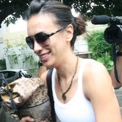 Ditanya Soal Perceraian, Sophia Latjuba Hanya Tersenyum