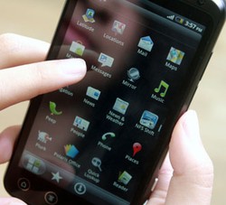 Iris, Plesetan Siri untuk Android