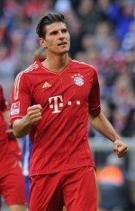 Gomez Ditantang Pecahkan Rekor Mueller