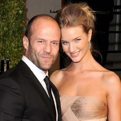 Jason Statham Segera Nikahi Rosie Huntington