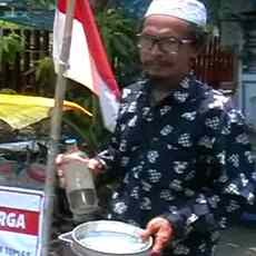 Lika-liku POM Bensin dan Warung Kejujuran Milik Tukang Becak