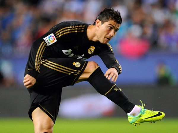 Ronaldo Antar Madrid ke Puncak