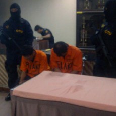 Ambil 65 Gram Kokain Kiriman dari AS, 2 WNI Ditangkap