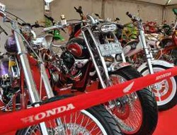 Honda Gelar Kontes Modif Motor