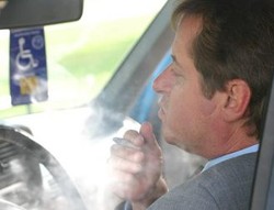 Pengguna Ganja Lebih Berisiko Kecelakaan